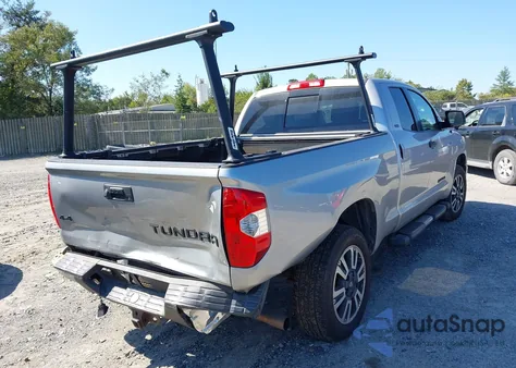 2017 Toyota Tundra Sr5 5.7L V8 из США, поврежденный, VIN 5TFUY5F15HX616691